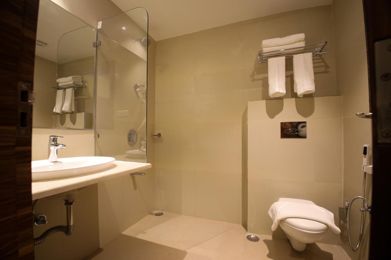 Hotel Narayanam Kota Kültér fotó