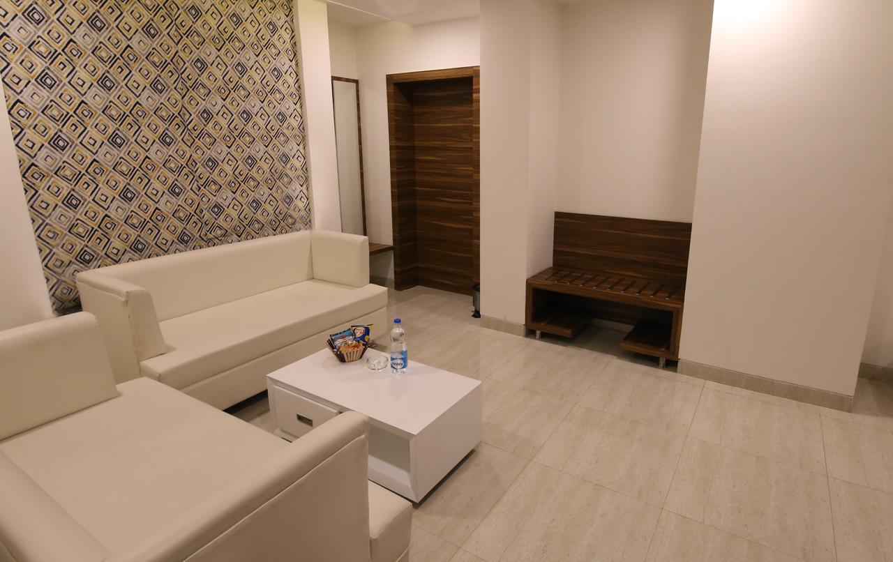 Hotel Narayanam Kota Kültér fotó