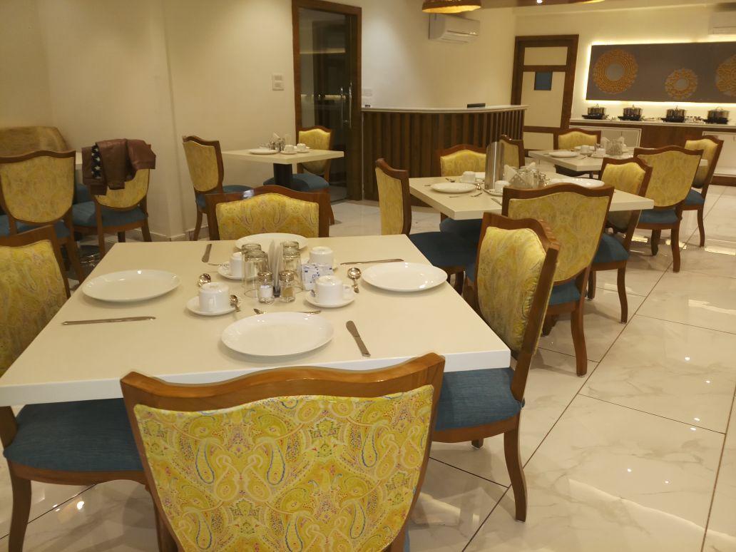 Hotel Narayanam Kota Kültér fotó